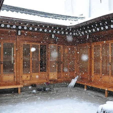 Hueahn Hanok Guesthouse Seoul Eksteriør bilde
