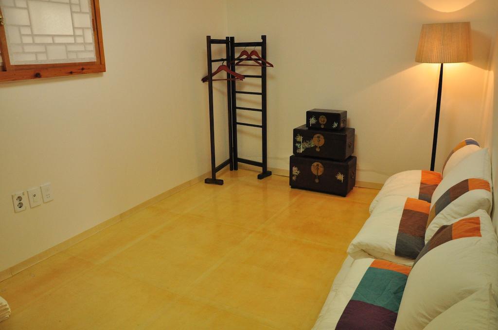 Hueahn Hanok Guesthouse Seoul Rom bilde
