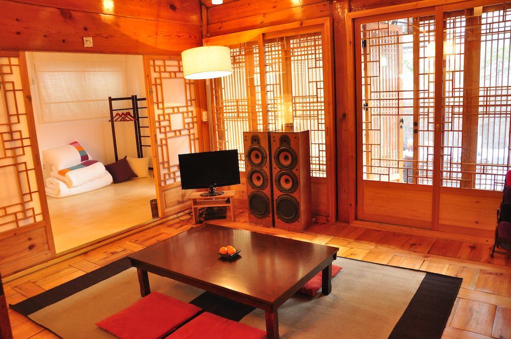 Hueahn Hanok Guesthouse Seoul Eksteriør bilde